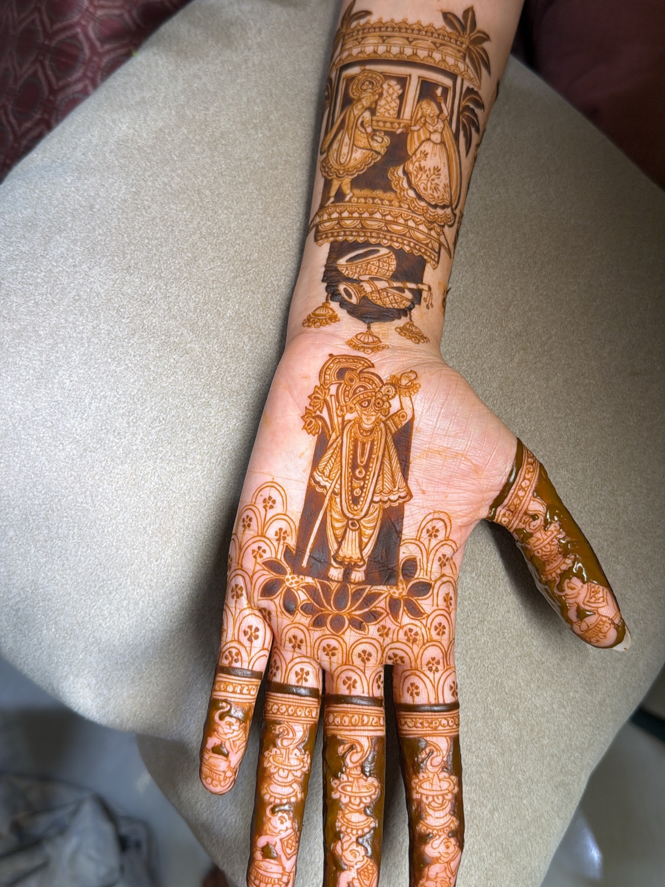 Home Mehendi Service in Delhi